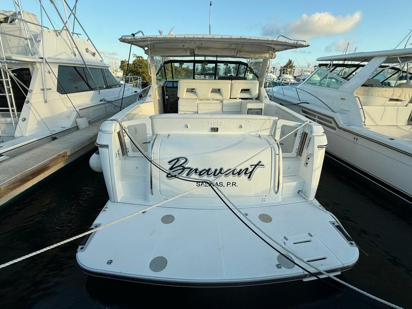 2002 Tiara Yachts 4000 Express
