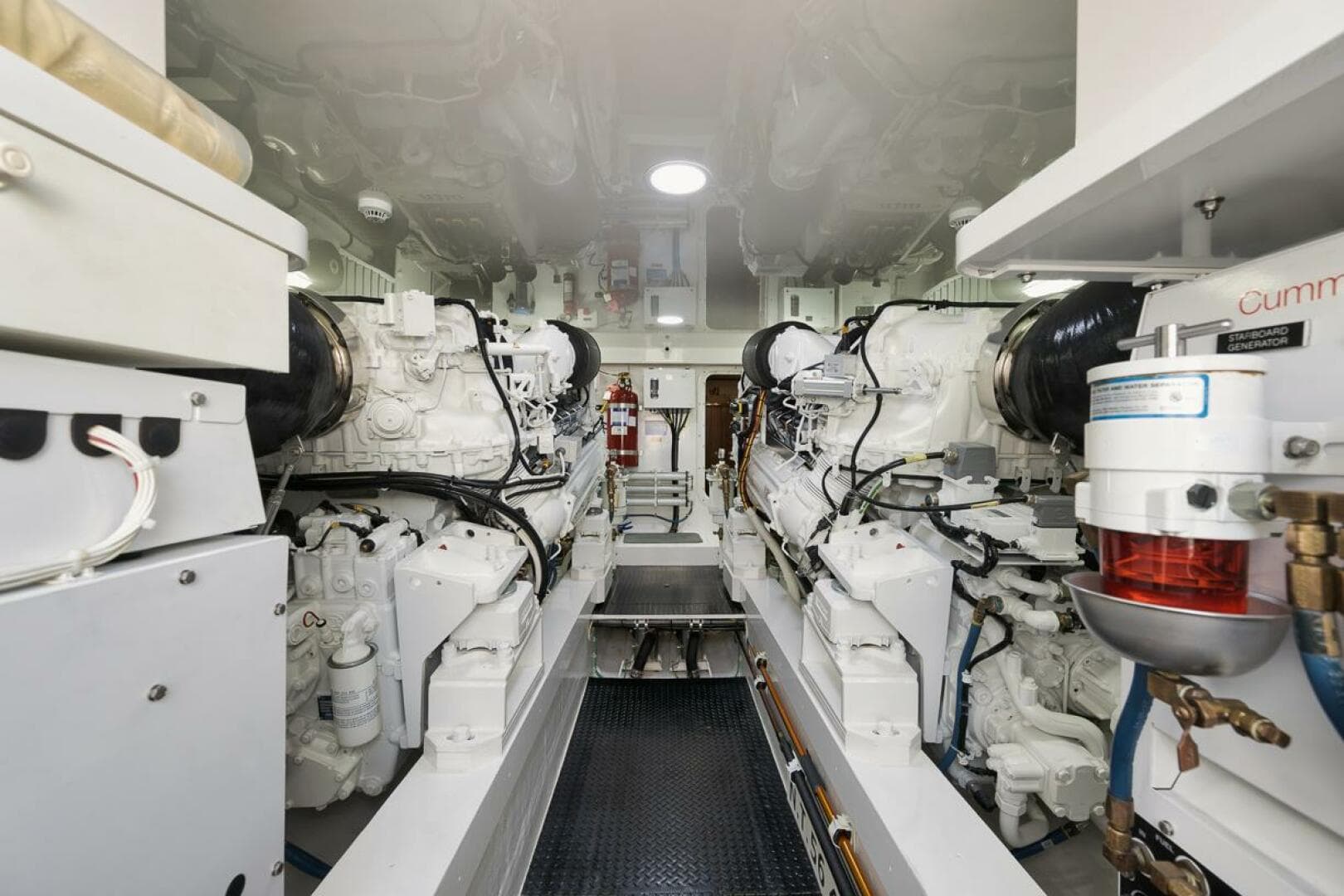 Viking 68 JO-LI - Engine Room