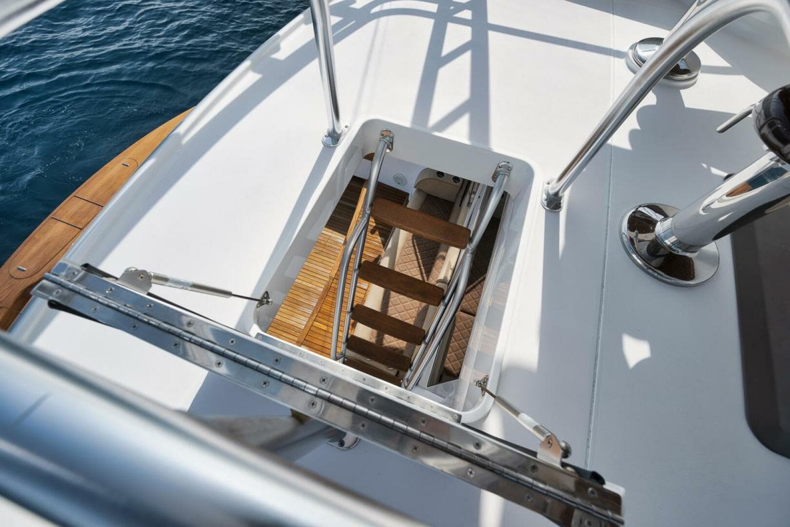 Viking 68 JO-LI - Exterior Flybridge