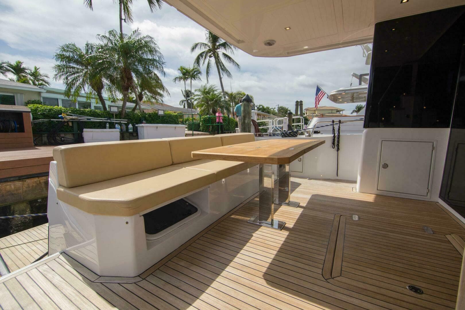 2019 Sundeck Yachts 580 Sport