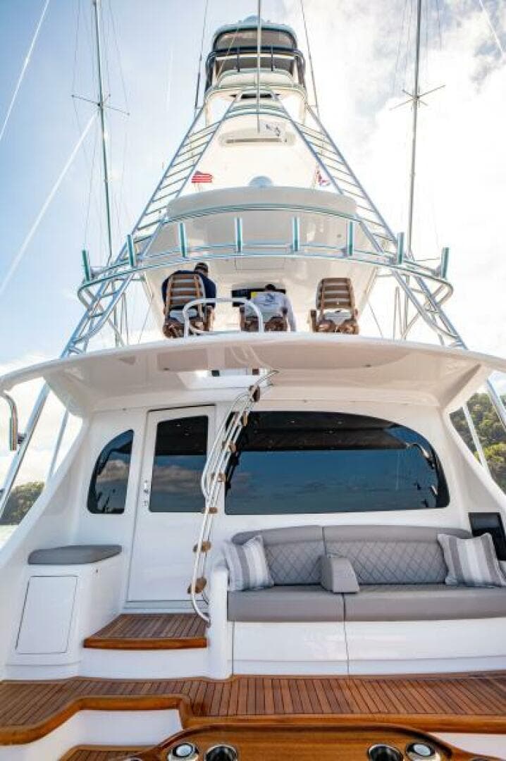 2023 Viking 64 Convertible