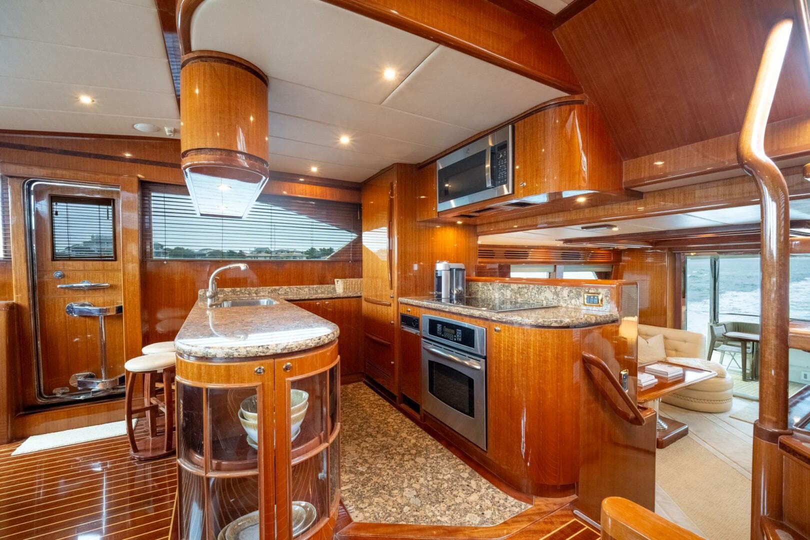 2008 Hampton 630 Pilothouse