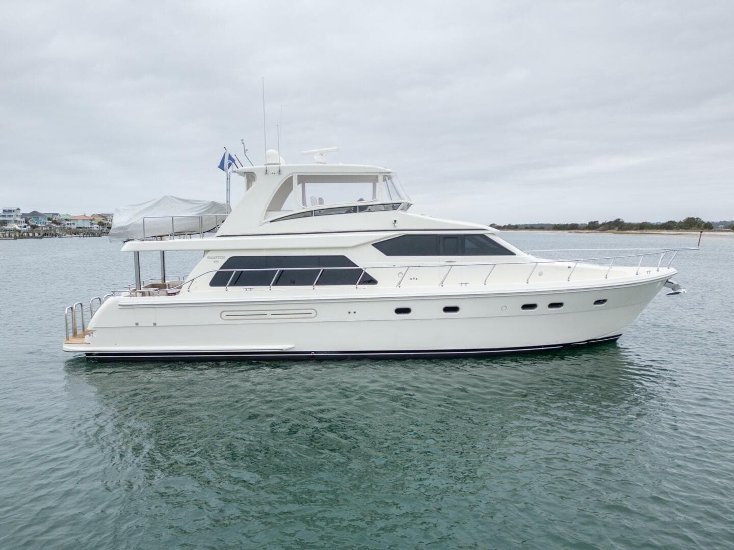 2008 Hampton 630 Pilothouse