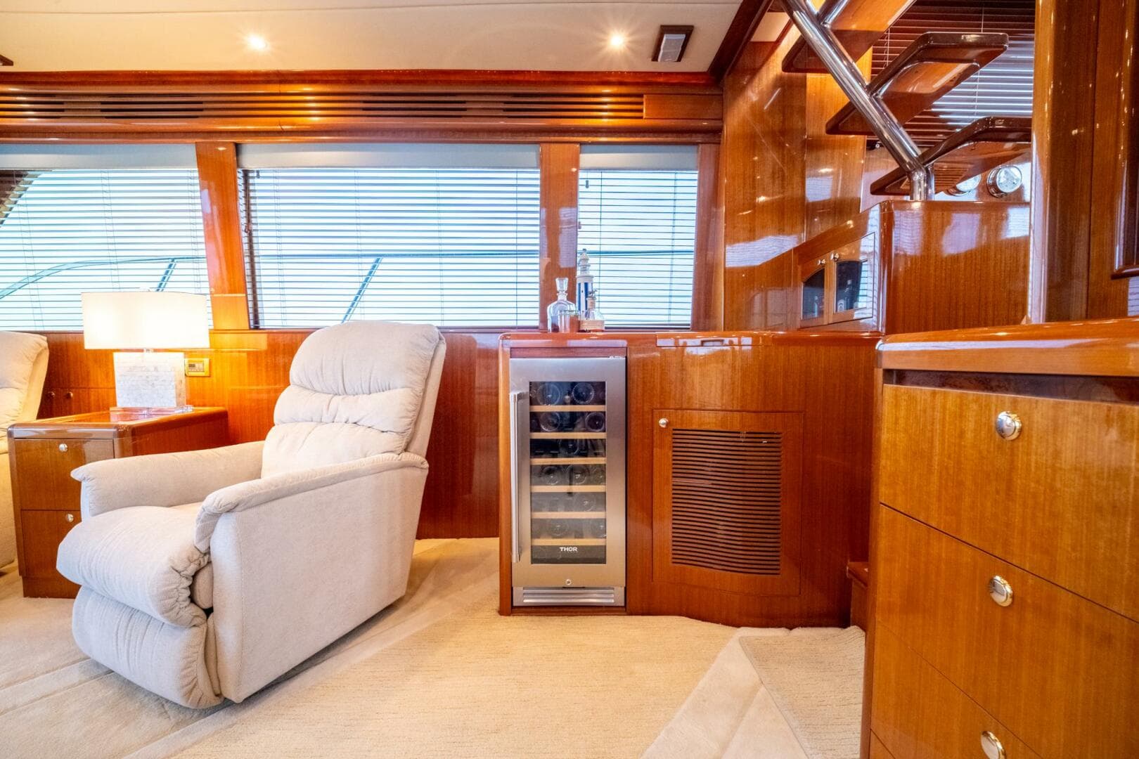 2008 Hampton 630 Pilothouse