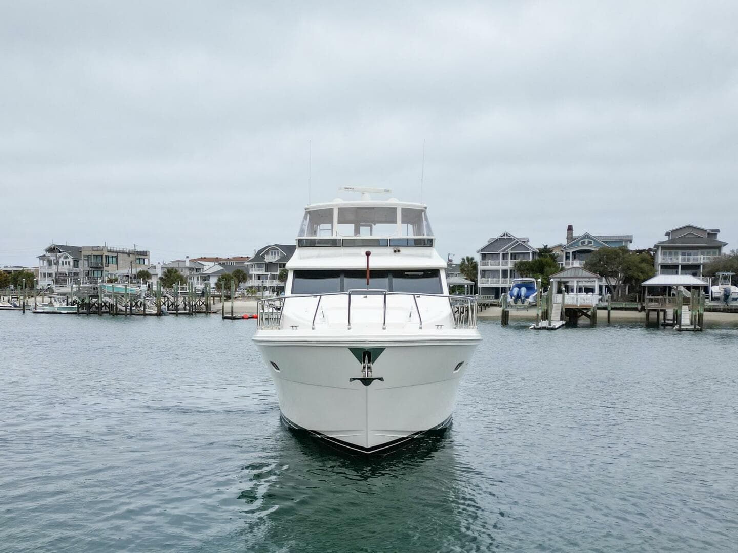 2008 Hampton 630 Pilothouse