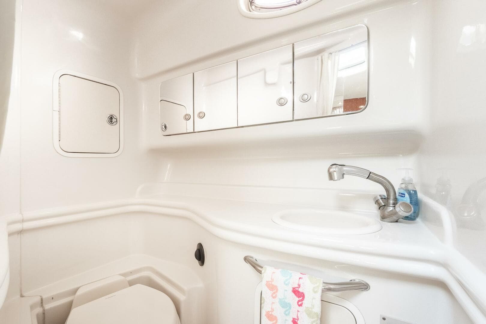 2007 Sea Ray 320 Sundancer