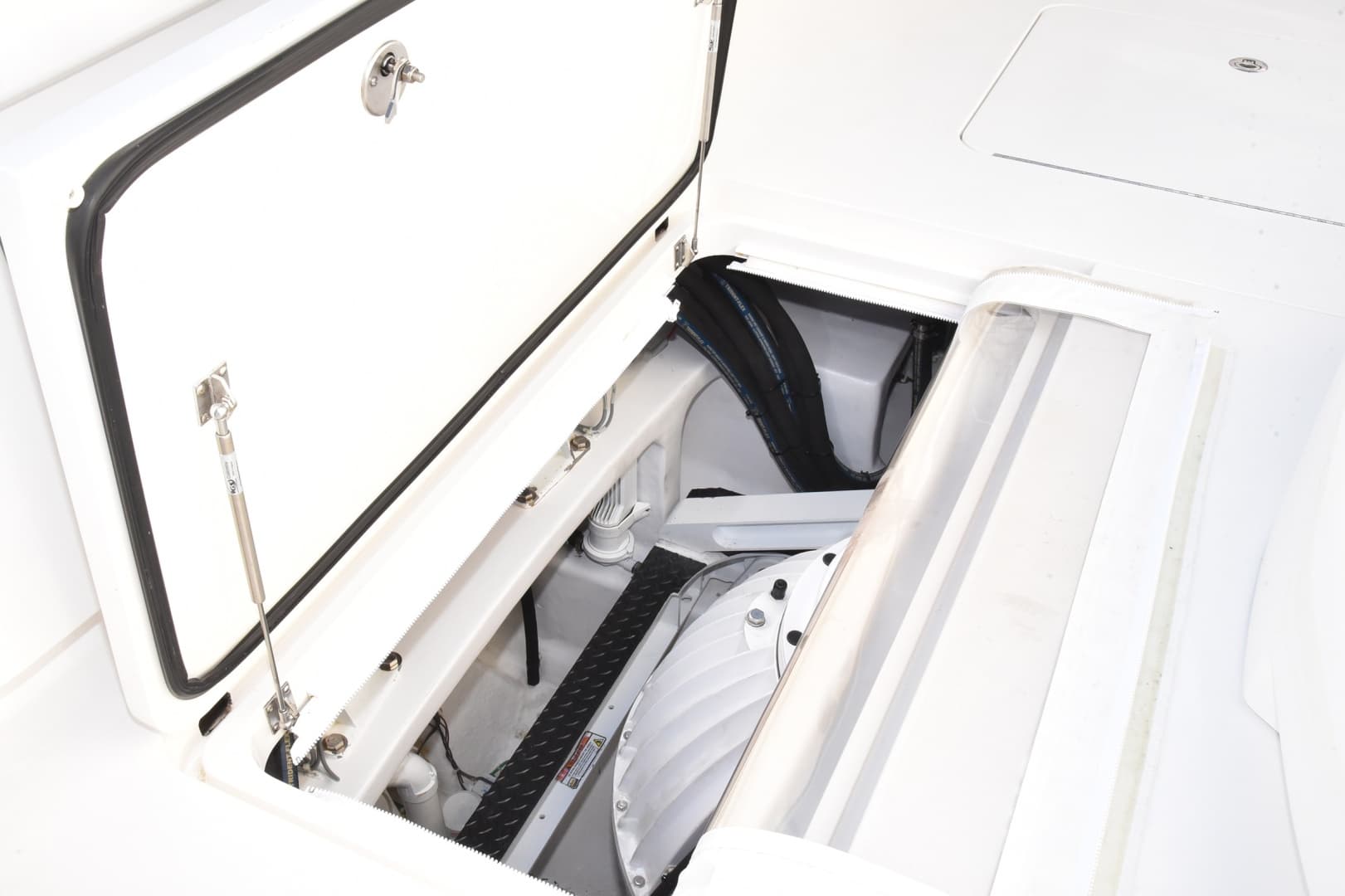 2019 Viking 80 Skybridge