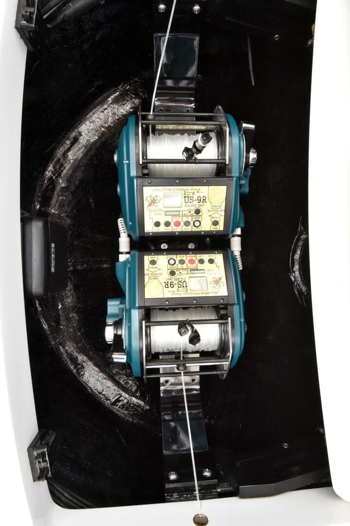 2019 Viking 80 Skybridge - PARTY OF FIVE