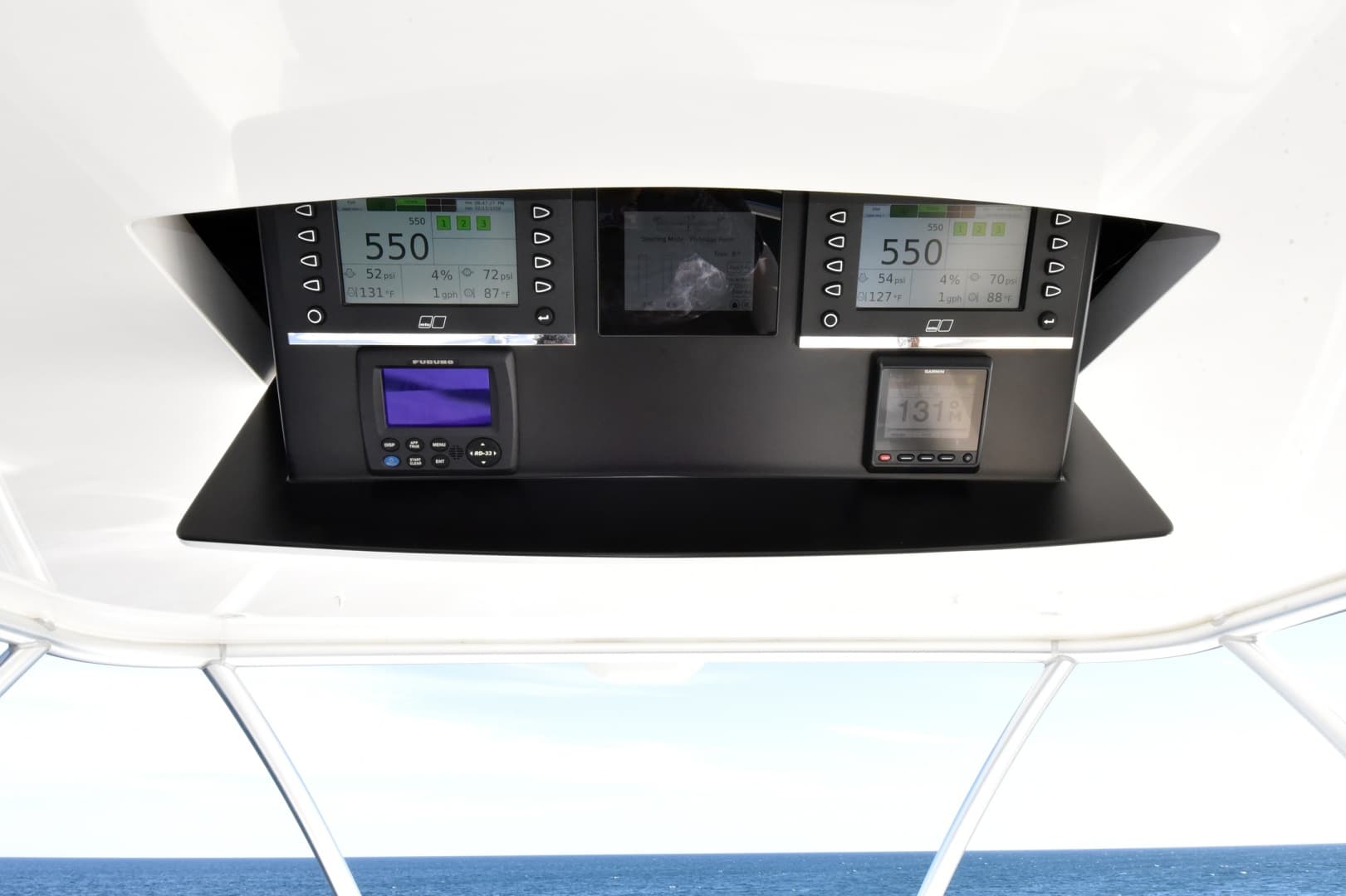 2019 Viking 80 Skybridge