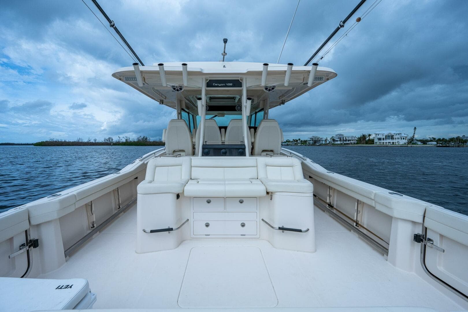 Grady White 45 Pura Vida - Exterior Cockpit