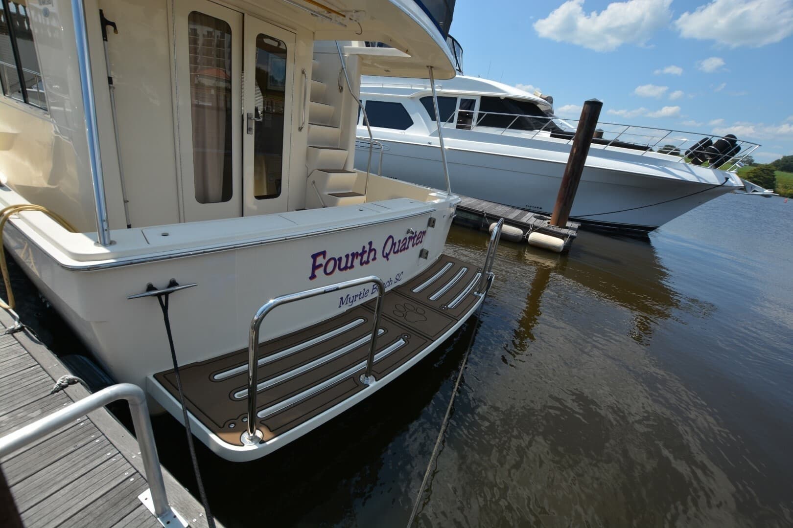 2005 Mainship 34 Trawler