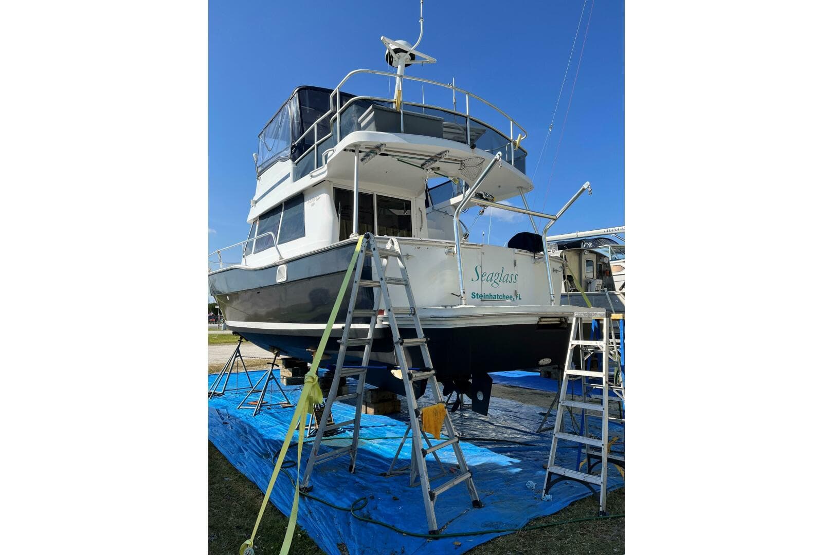 1999 Mainship 350 Trawler