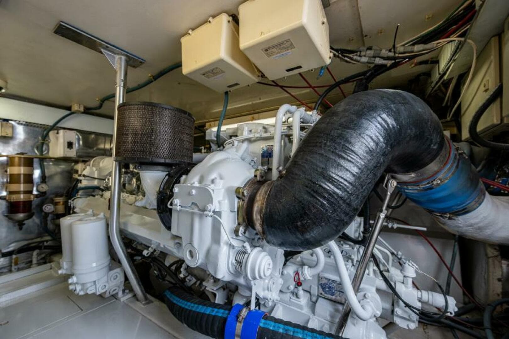 1999 Ocean Yachts Convertible