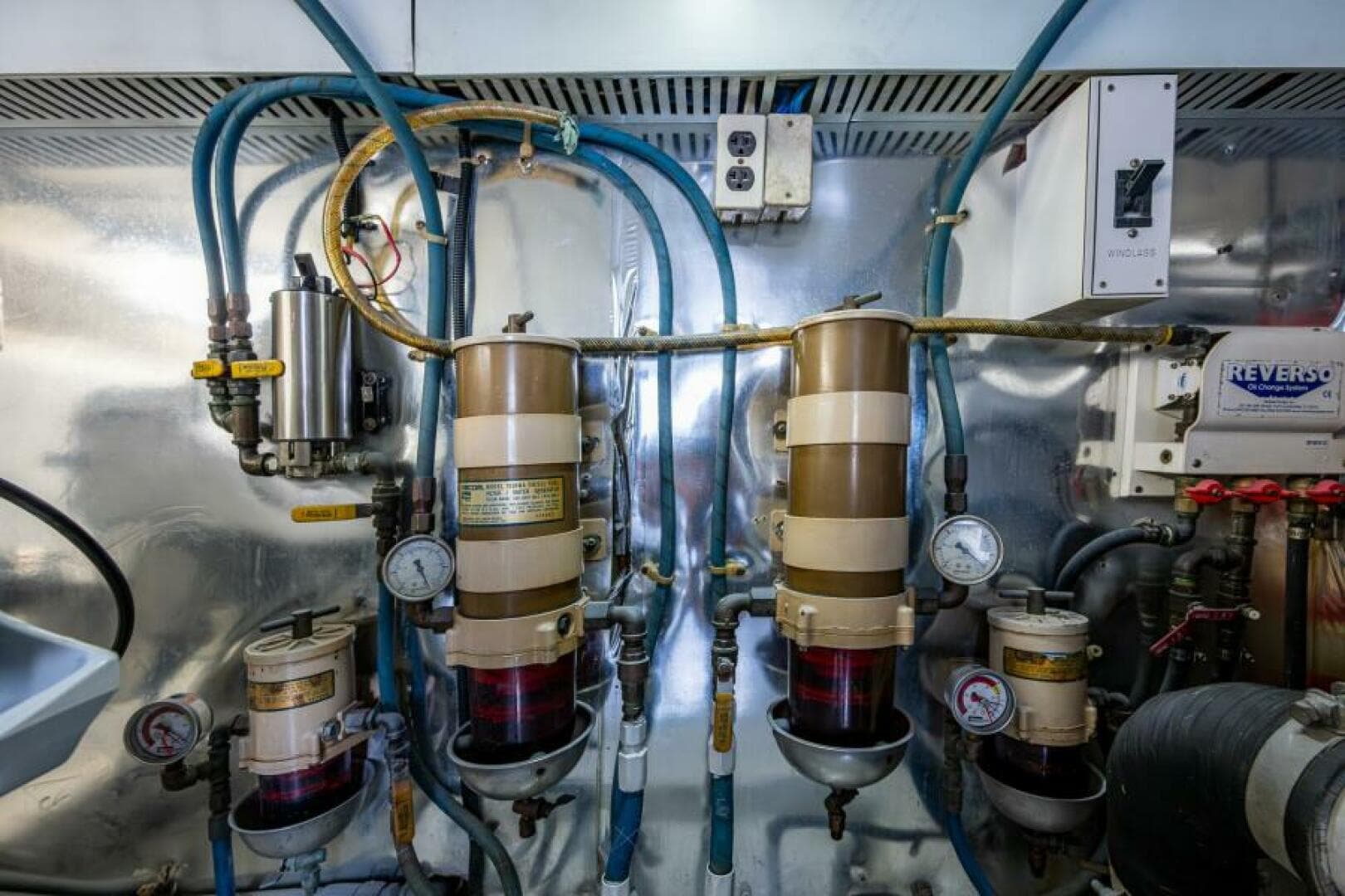 1999 Ocean Yachts Convertible