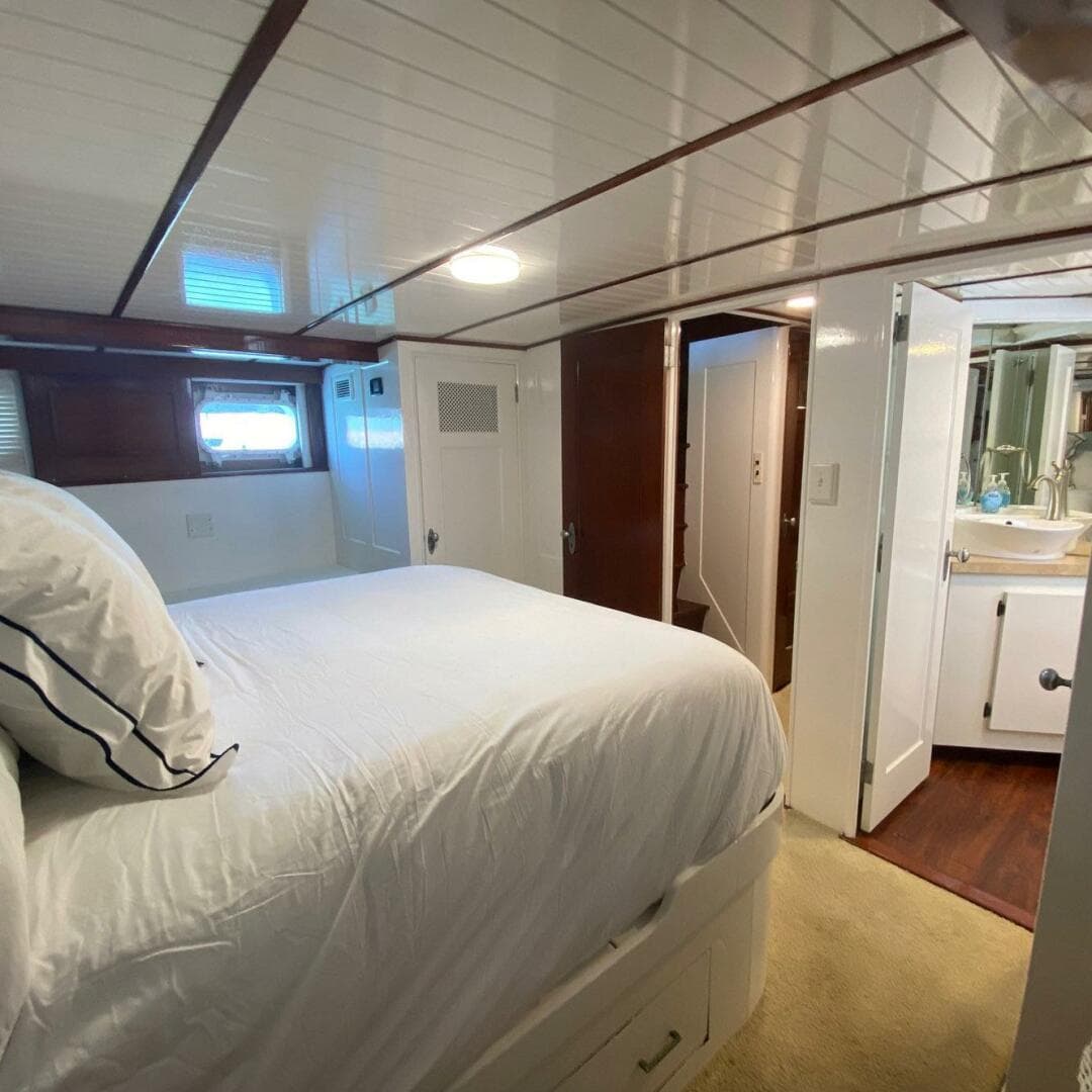 1954 Trumpy 68 Motor Yacht