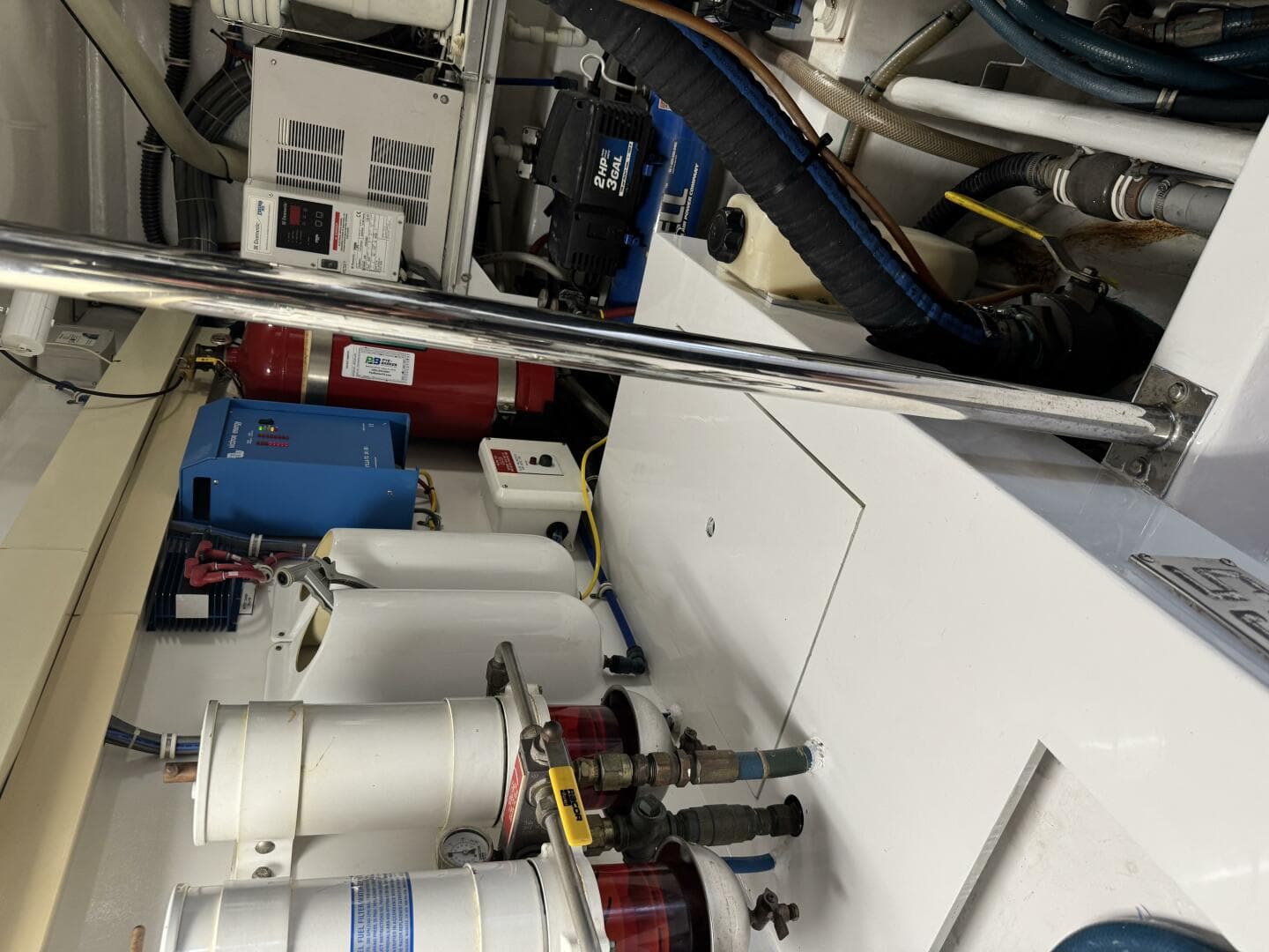 2004 Hatteras 60 Convertible