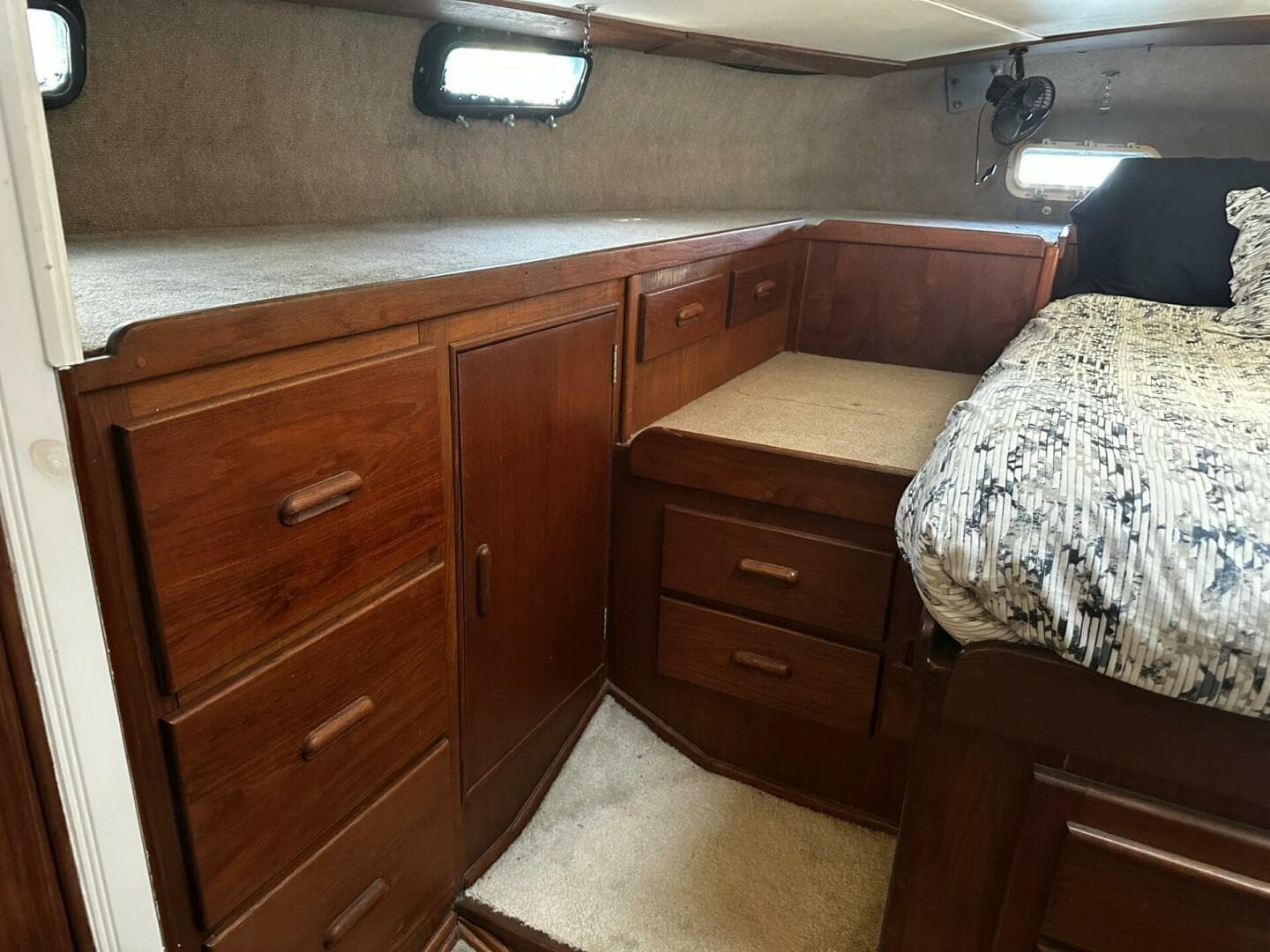 1975 Morgan Out Island 51