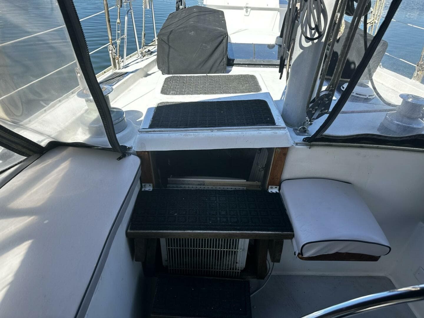 1975 Morgan Out Island 51