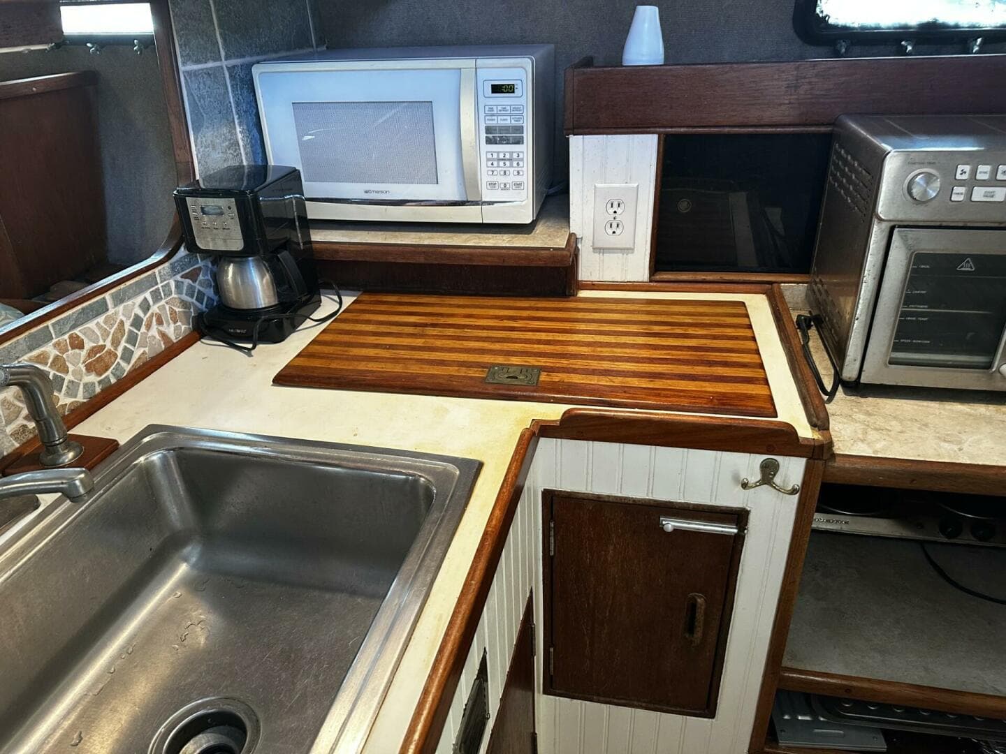 1975 Morgan Out Island 51