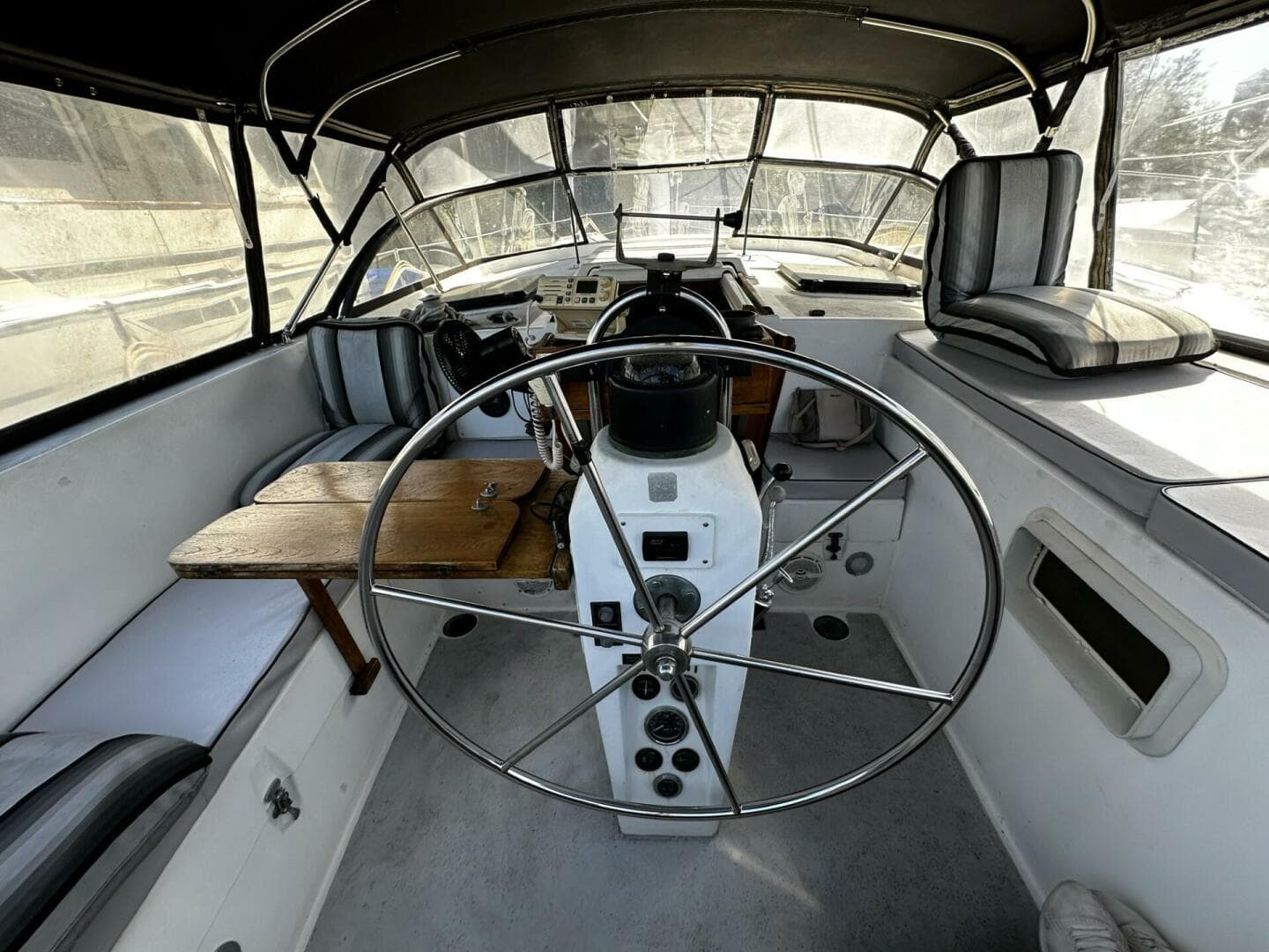 1975 Morgan Out Island 51