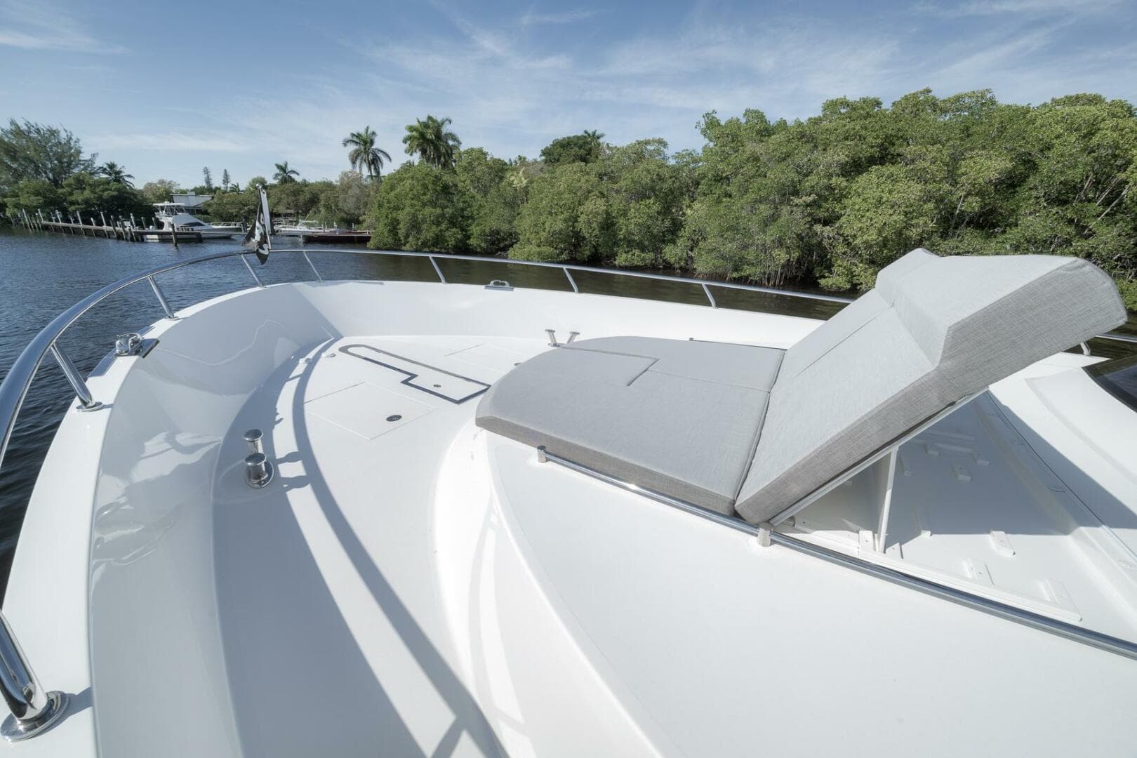 2017 Ocean Alexander 85