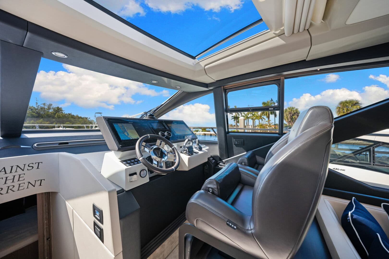 2022 Azimut S6