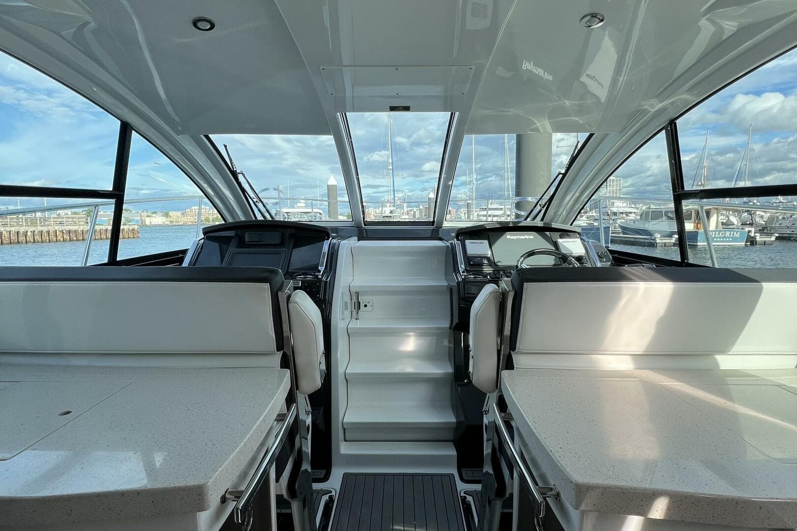 2018 Monterey 36 Sport Coupe