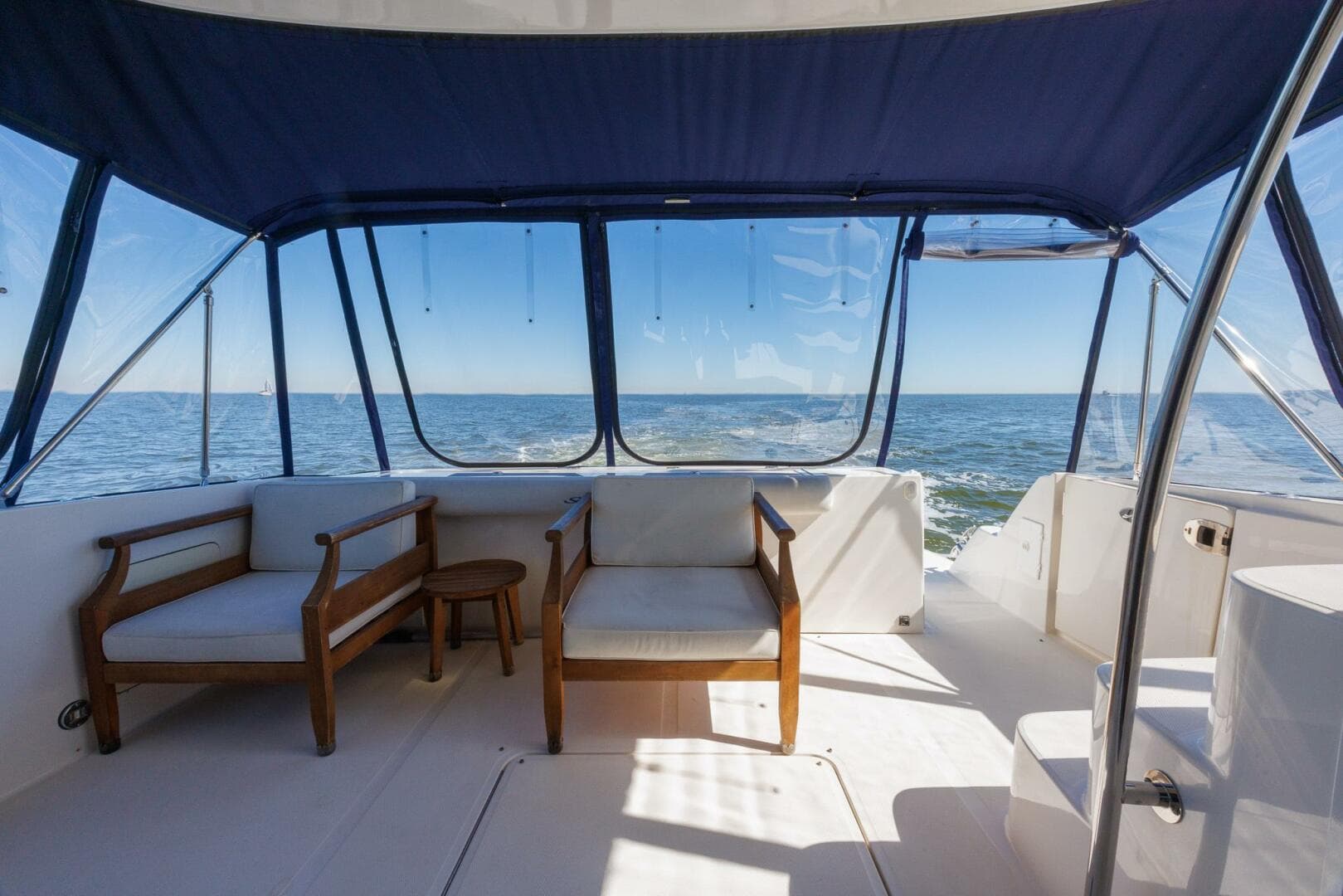 2006 52 Sea Ray Sedan Bridge Zoe Grace Deck (1)