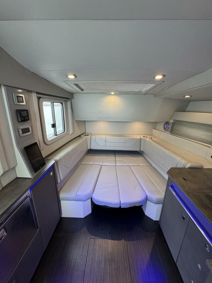 2018 Formula 430 Super Sport Crossover