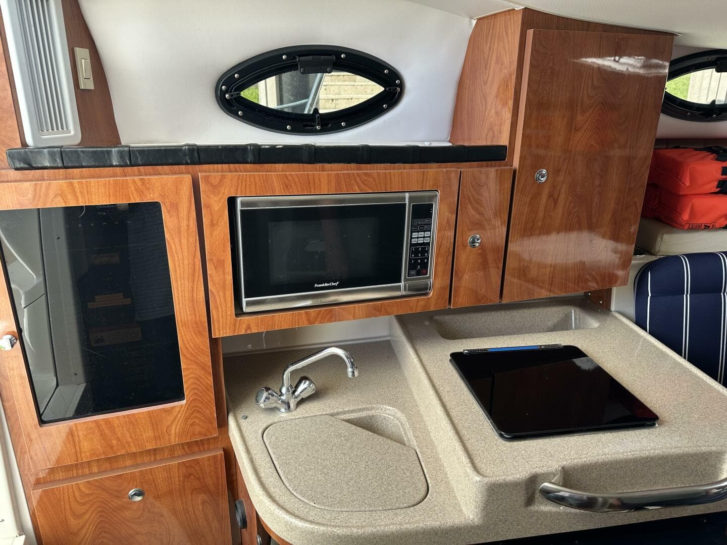 2015 Wellcraft 390 Coastal
