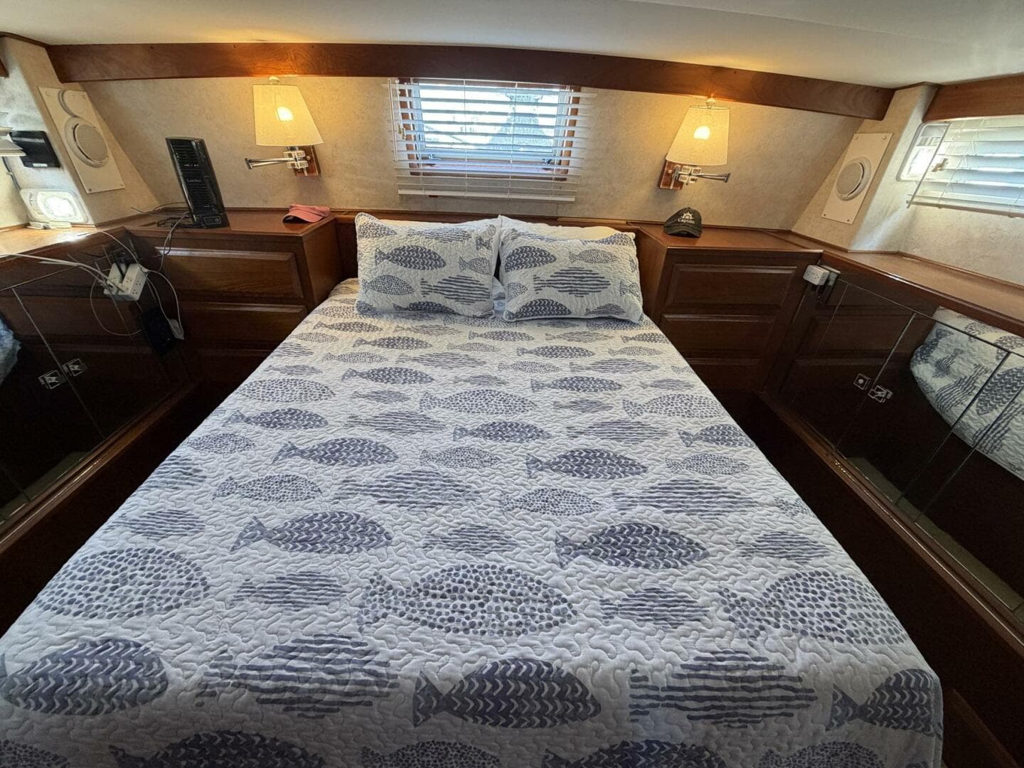 1987 Viking 44 Motor Yacht