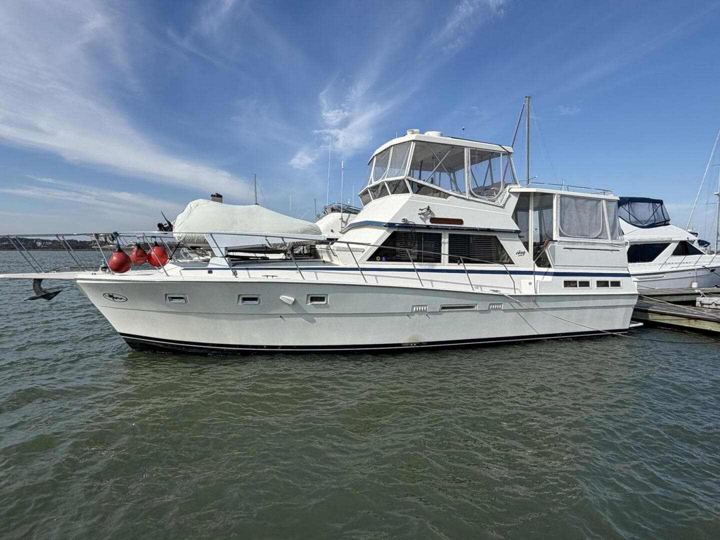 1987 Viking 44 Motor Yacht
