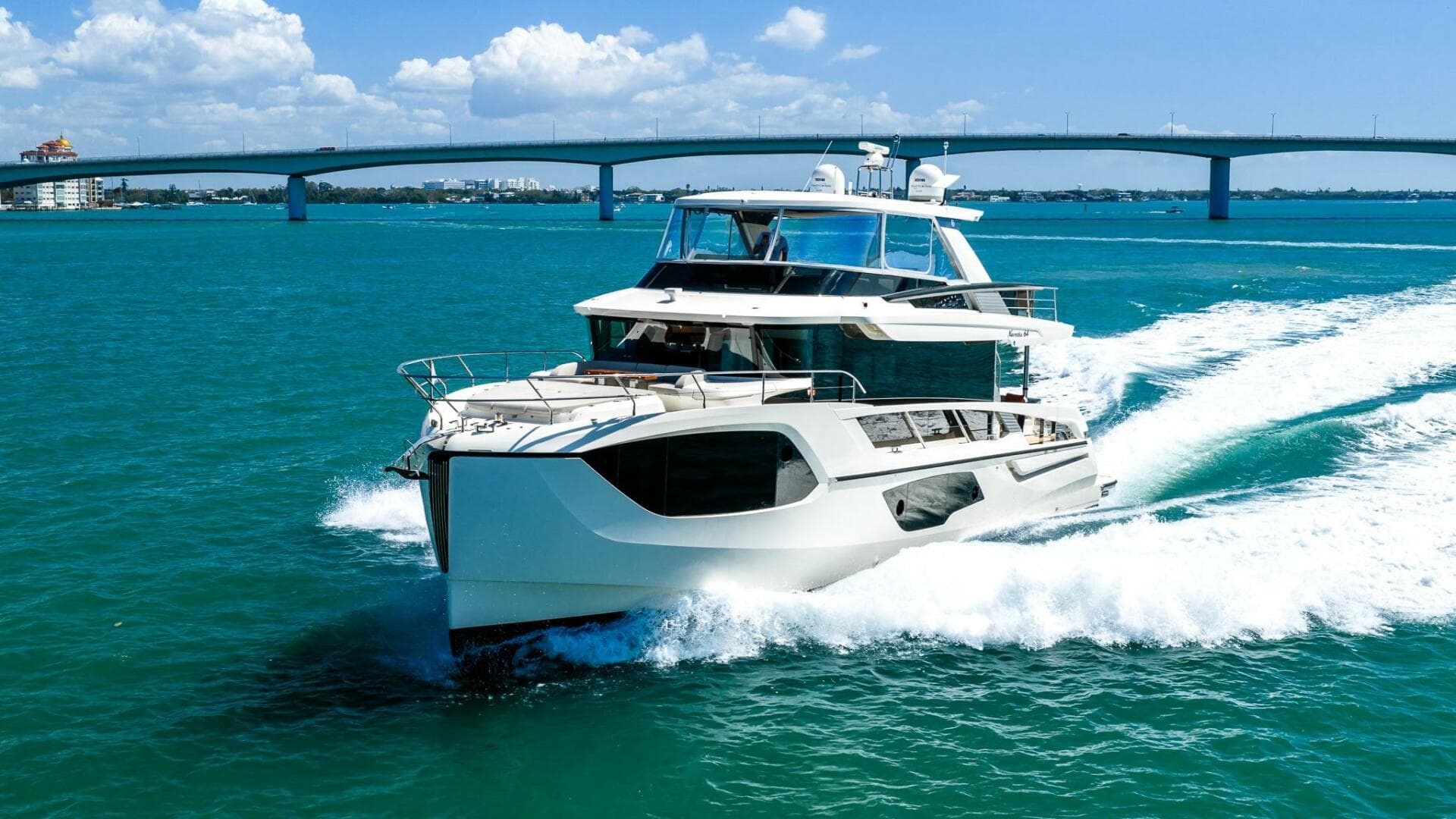 2022 Absolute 64 Navetta