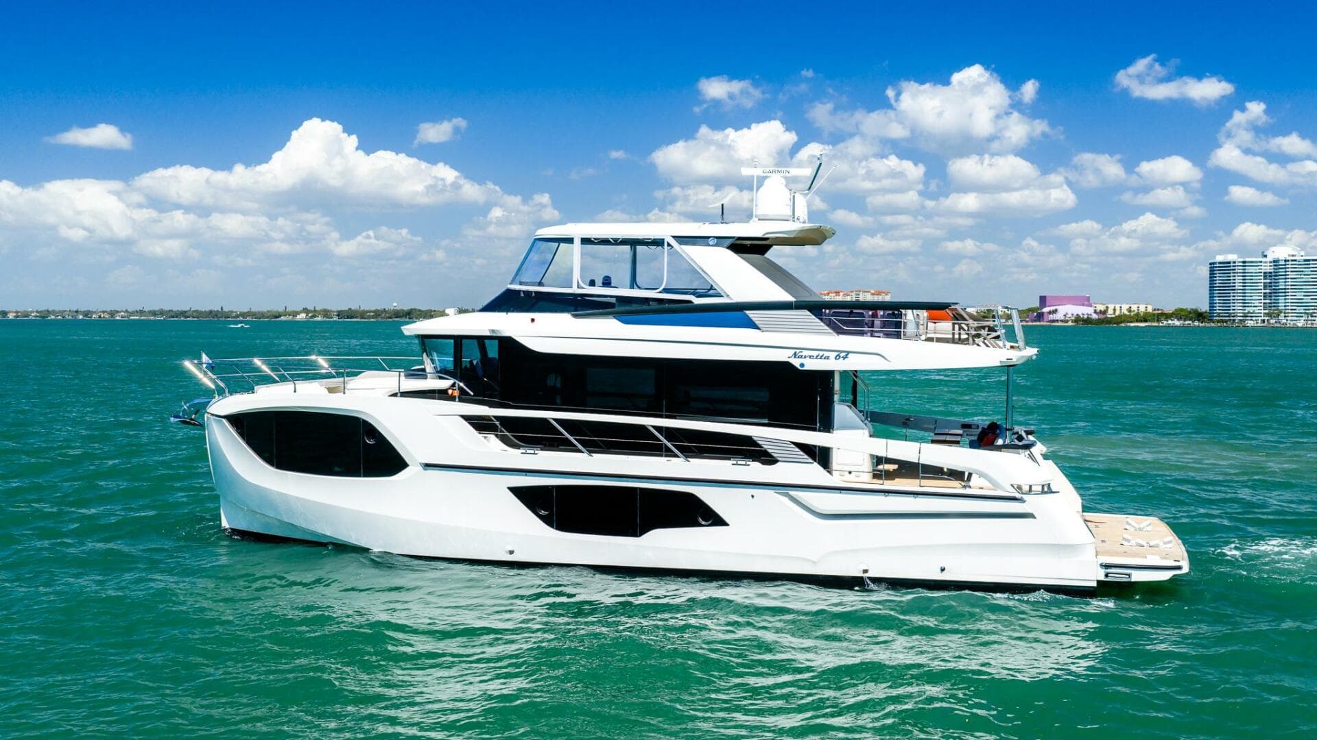 2022 Absolute 64 Navetta