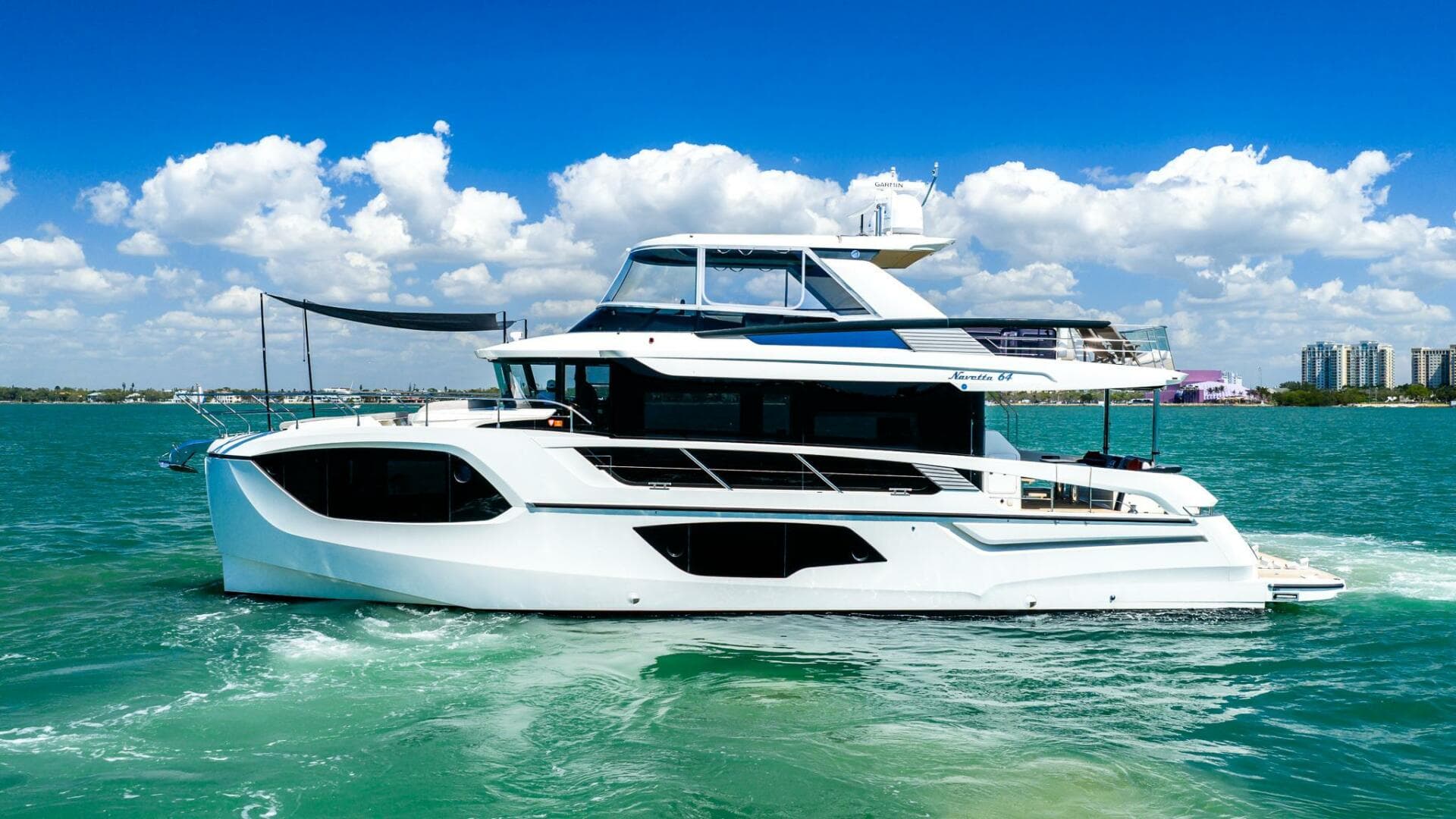 2022 Absolute 64 Navetta
