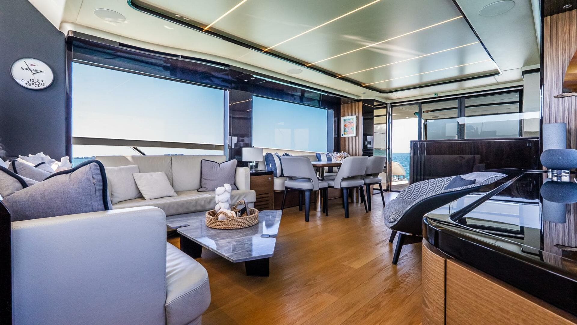 2022 Absolute 64 Navetta