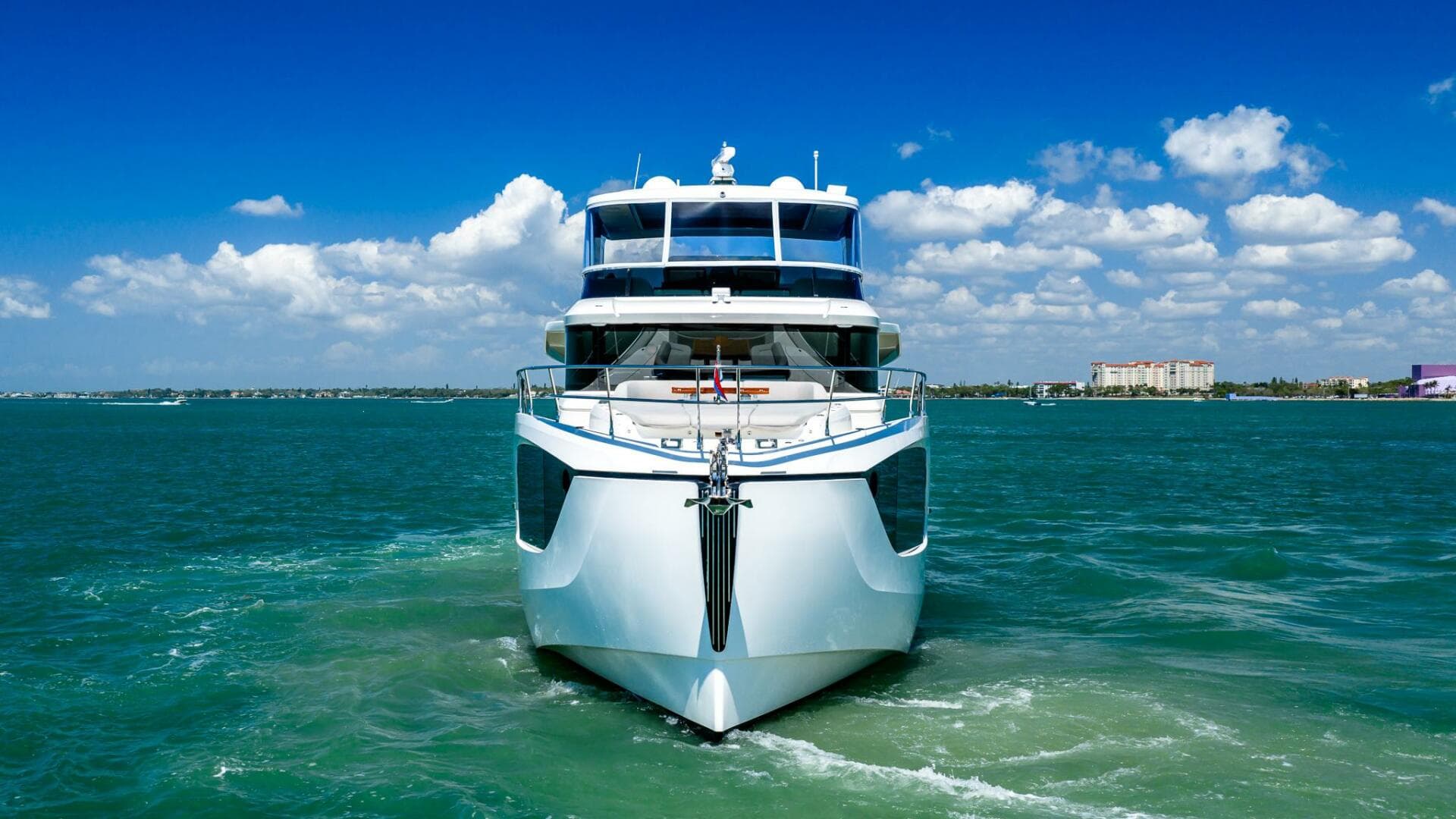 2022 Absolute 64 Navetta