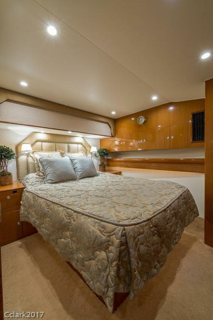 2007 Post 53 Convertible