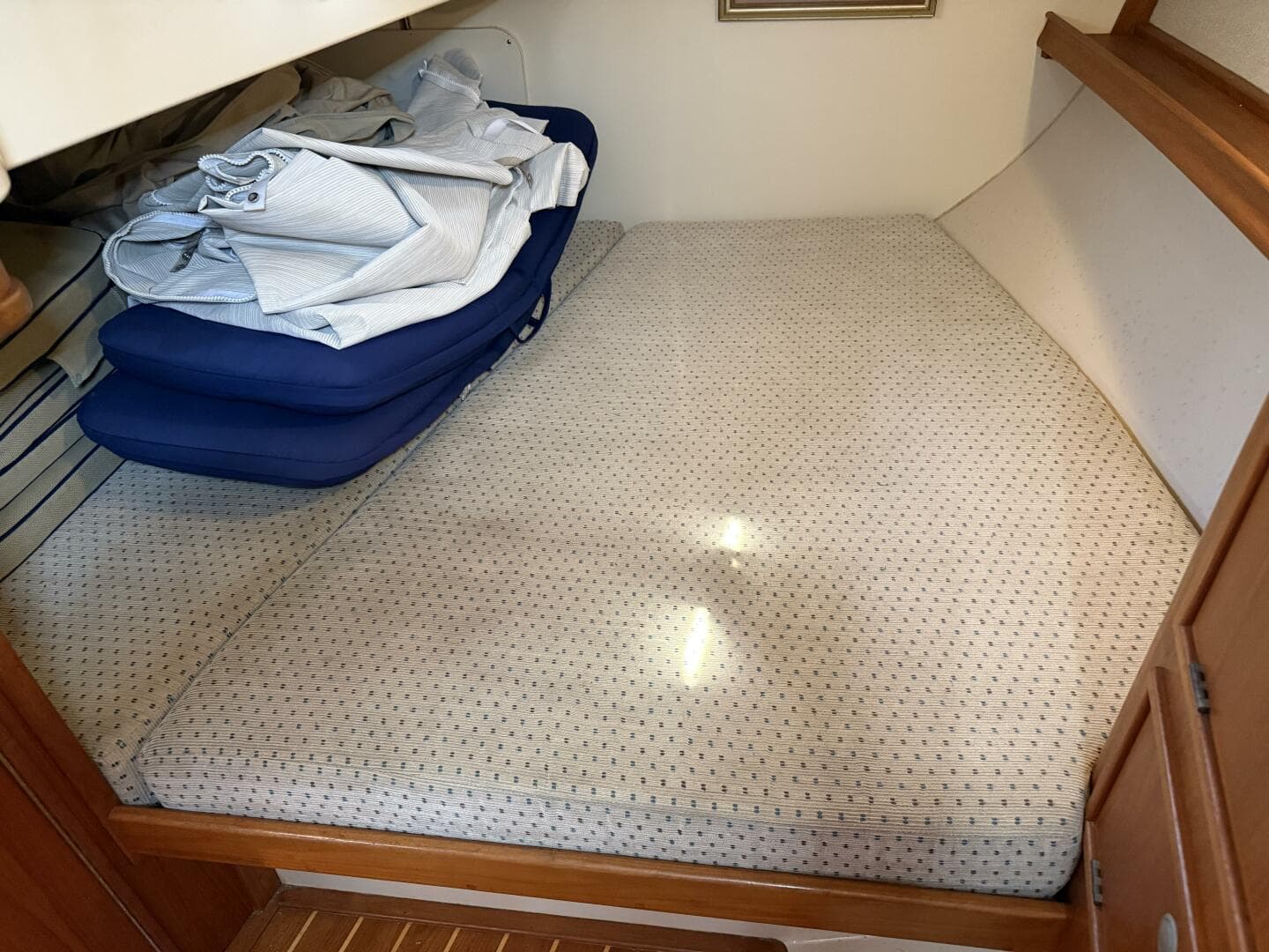 1999 Island Packet 380