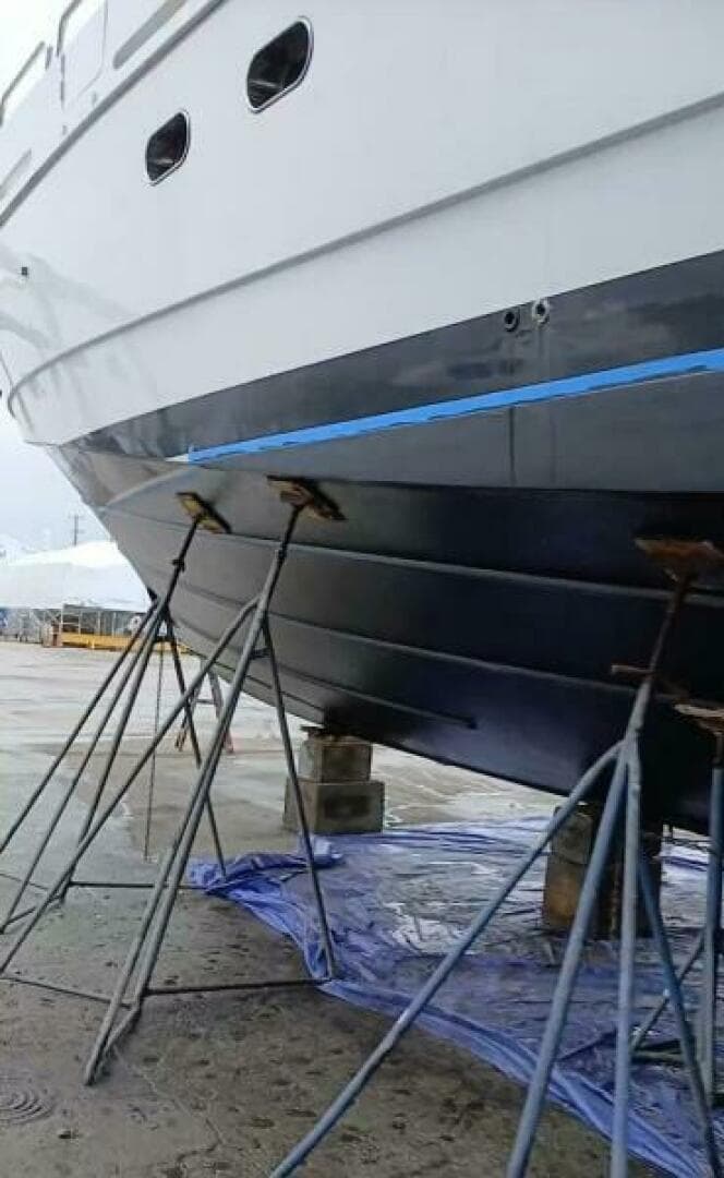 2004 Hargrave Capri Skylounge