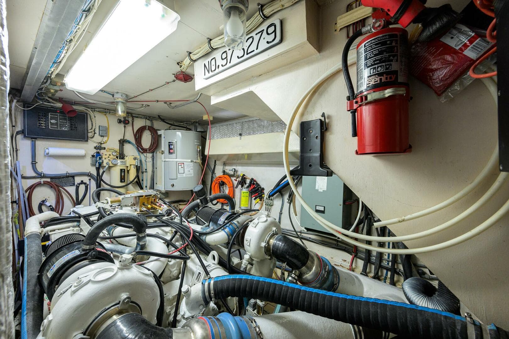 1991 Hatteras 78 Cockpit Motor Yacht