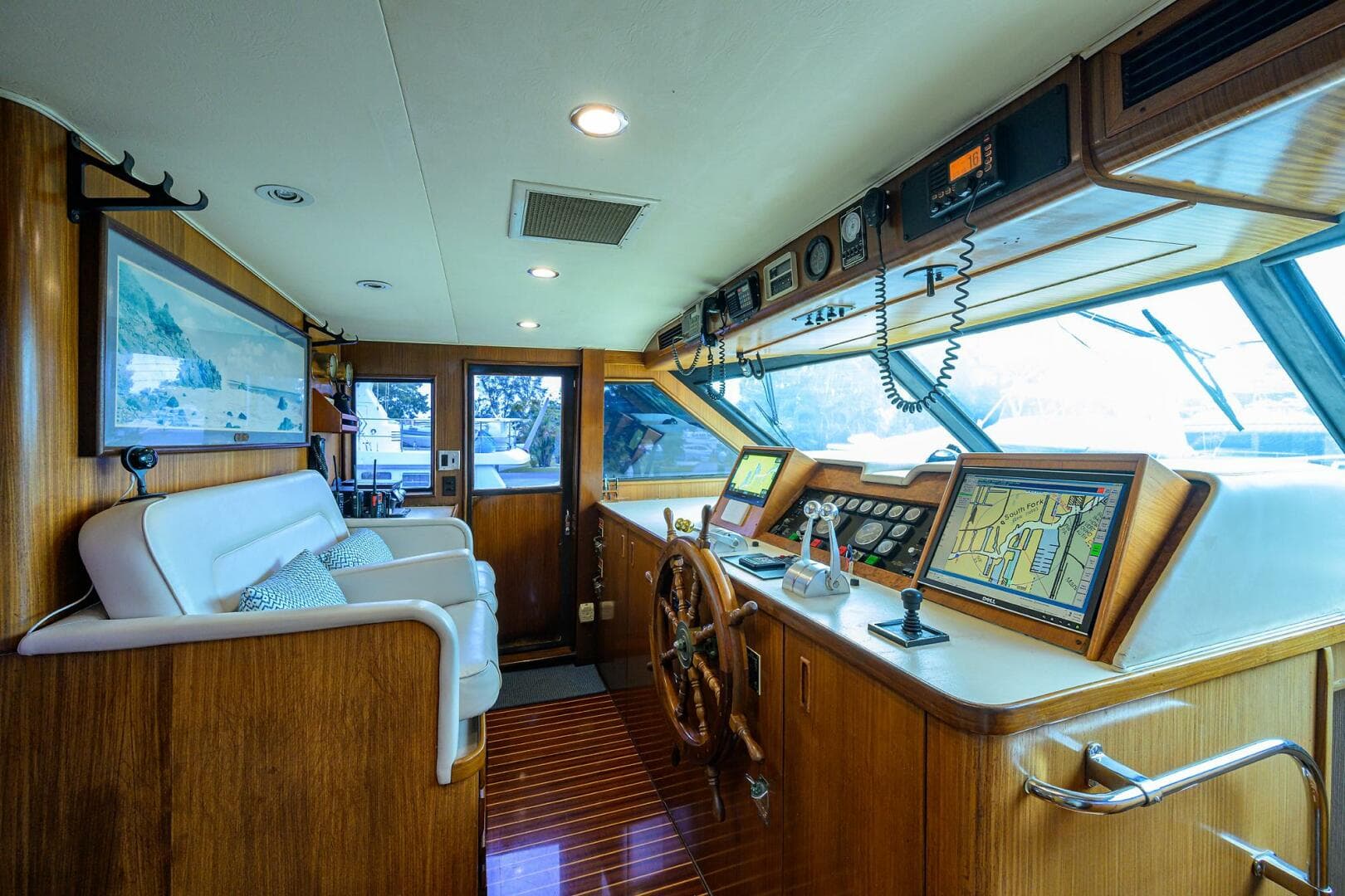 1991 Hatteras 78 Cockpit Motor Yacht