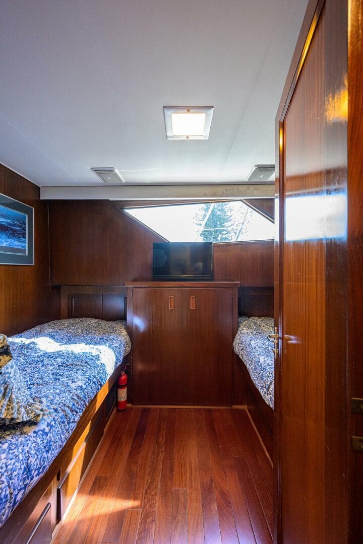 1991 Hatteras 78 Cockpit Motor Yacht