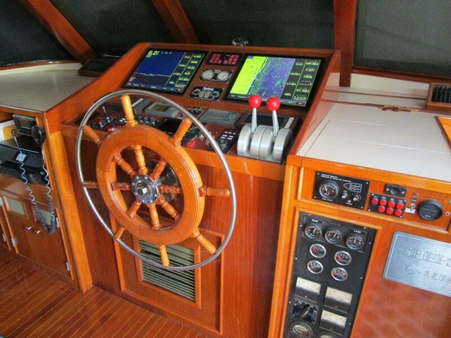 Pilothouse Helm  