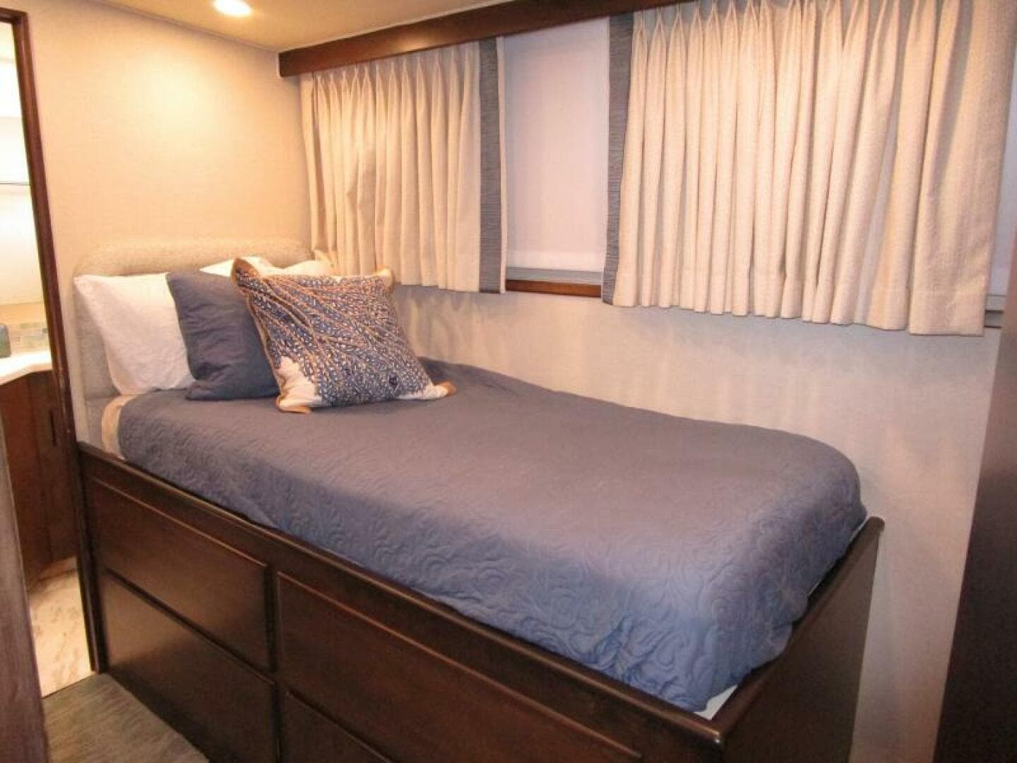 Stbd. Guest Cabin Outboard 