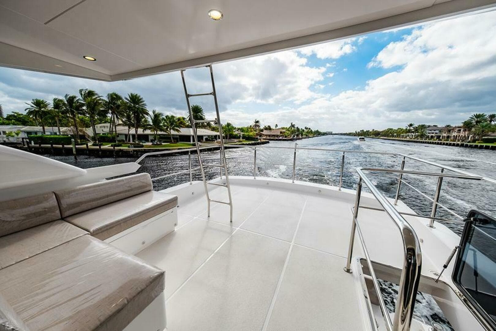 Bridge Deck Aft  