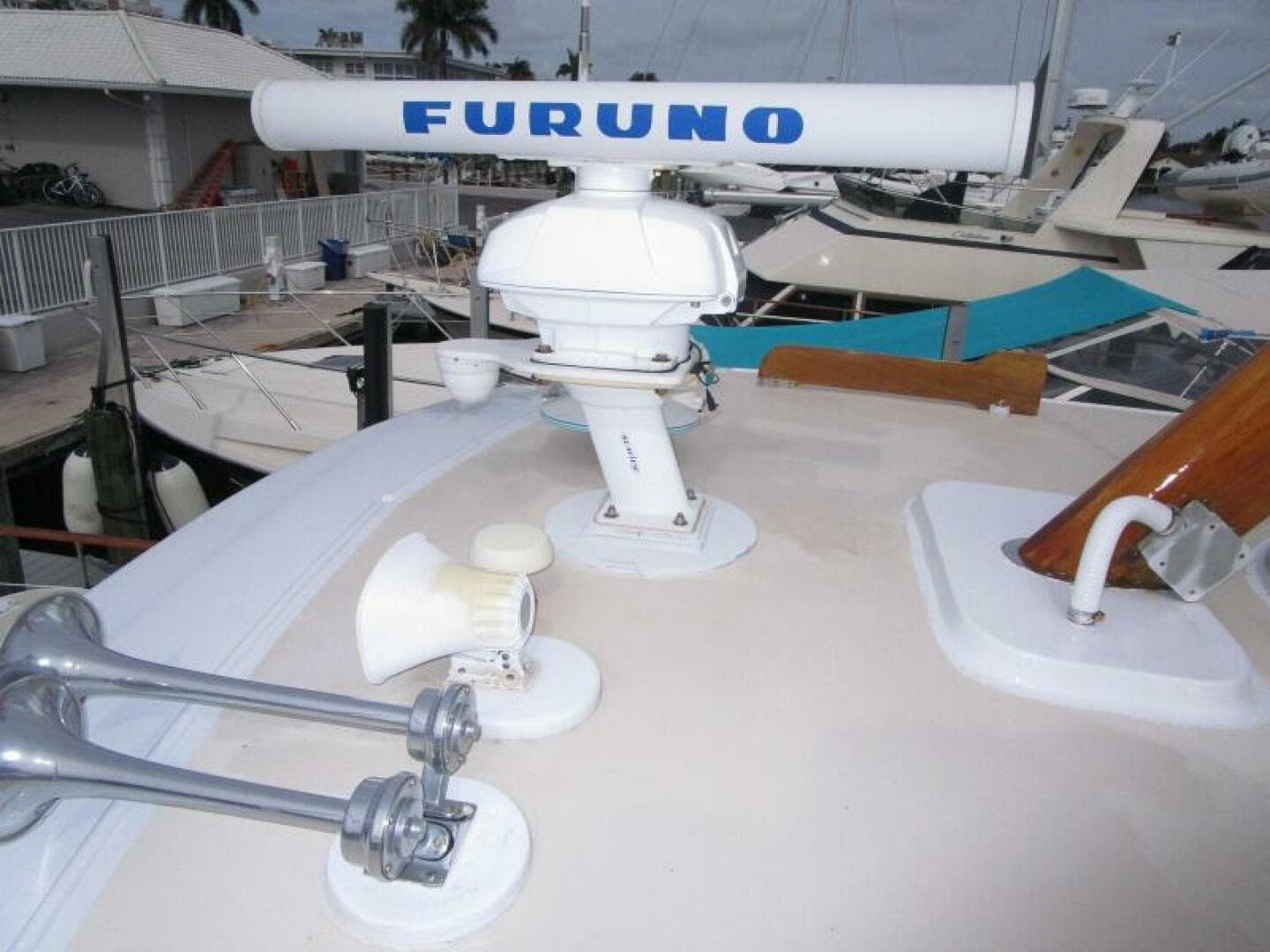 Coach Roof Equipment  