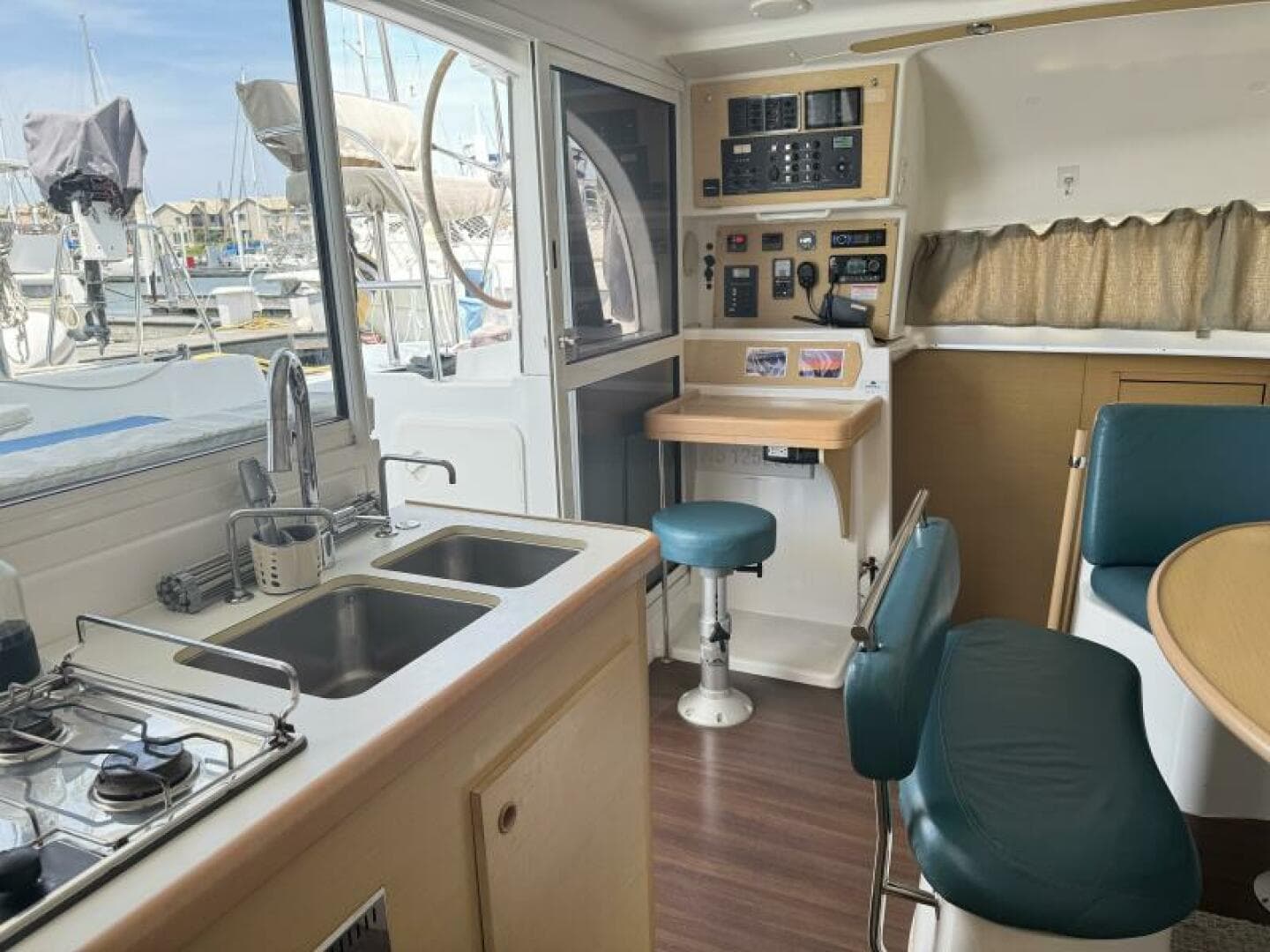 2010 Lagoon 380