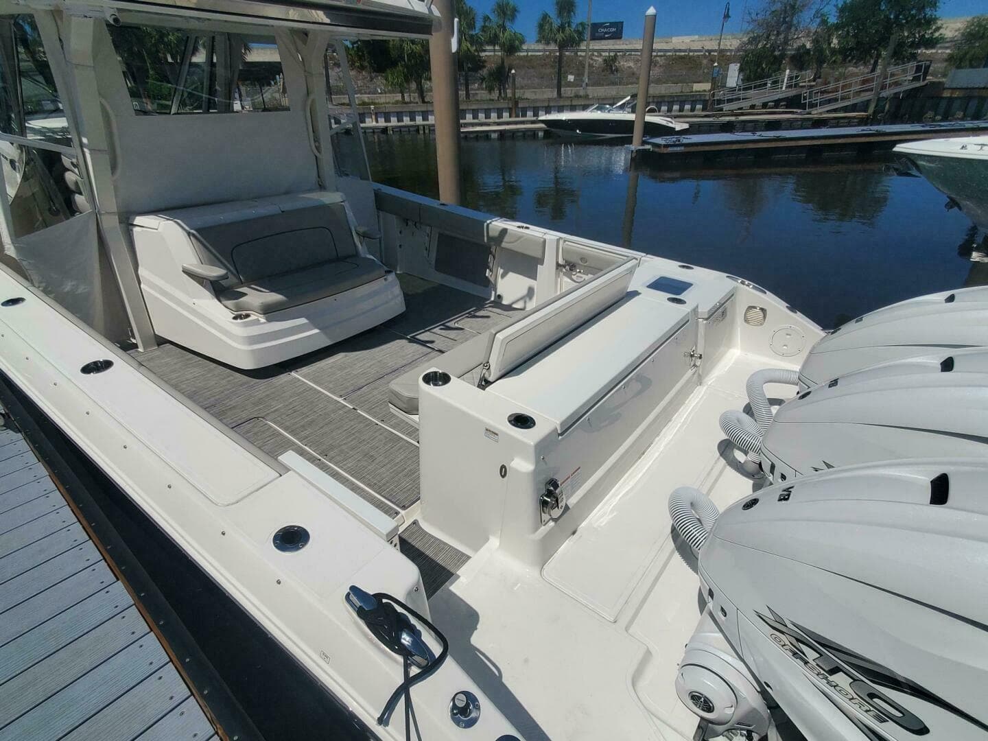 2023 Pursuit S 378 Sport