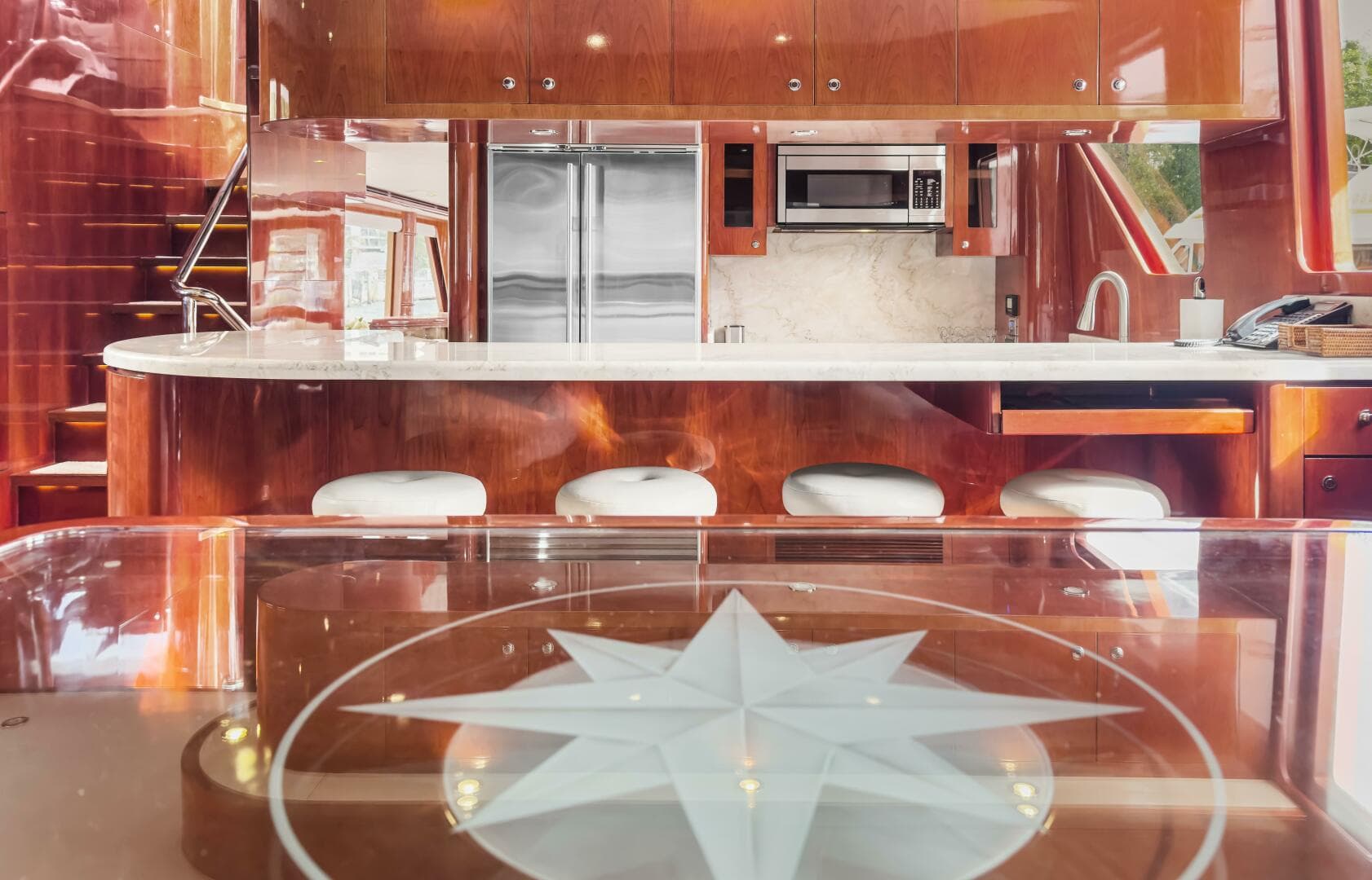 2005 Ocean Alexander 